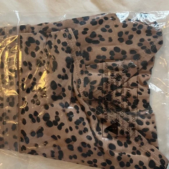 Leopard Print bikini underwear. - Picture 2 of 4